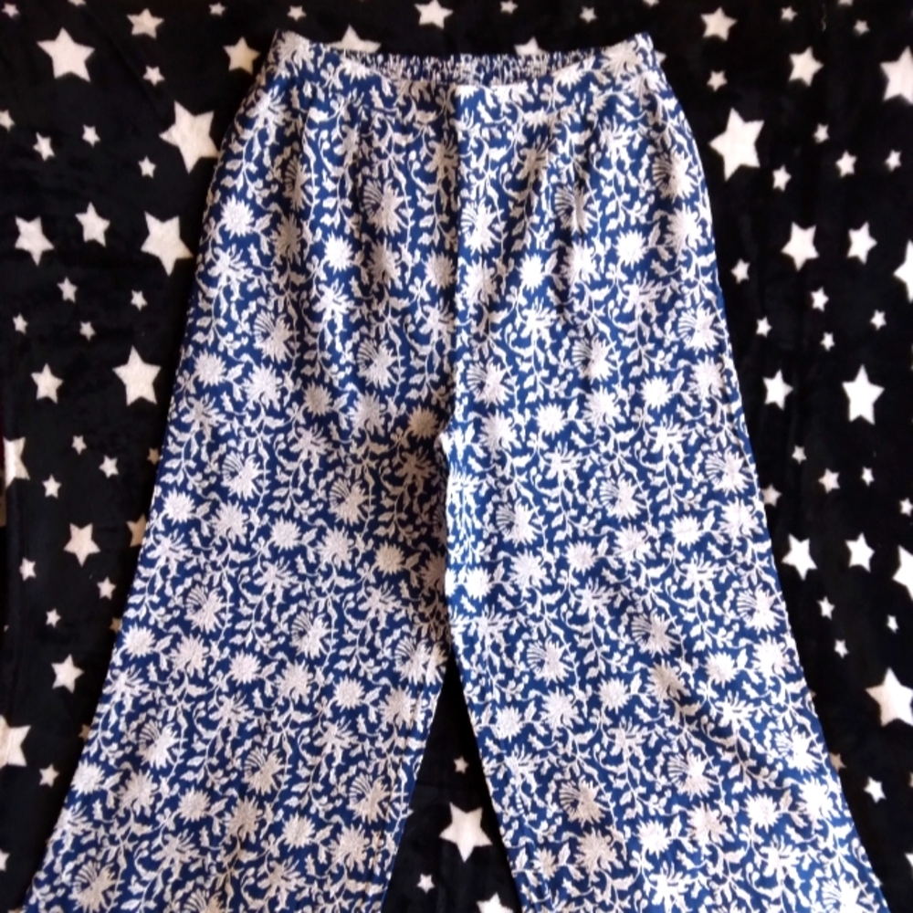 Luxurious Linen Pants Size L/XL World Market Brand